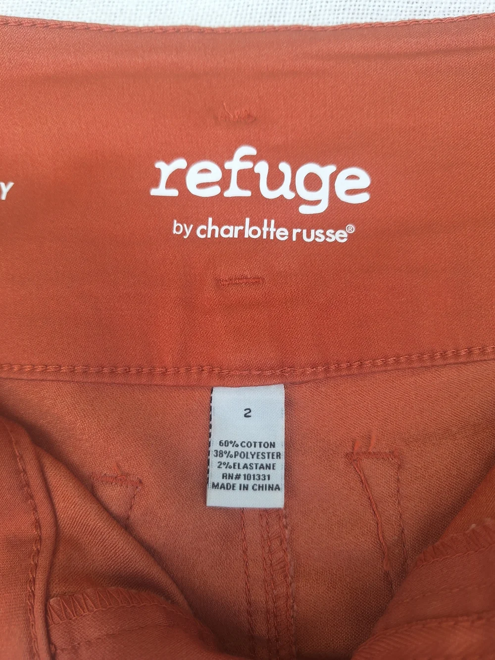 Charlotte Russe Refuge High‑Waisted Stretch Denim Shorts, Rust Color, Size 2 - Picture 4 of 6